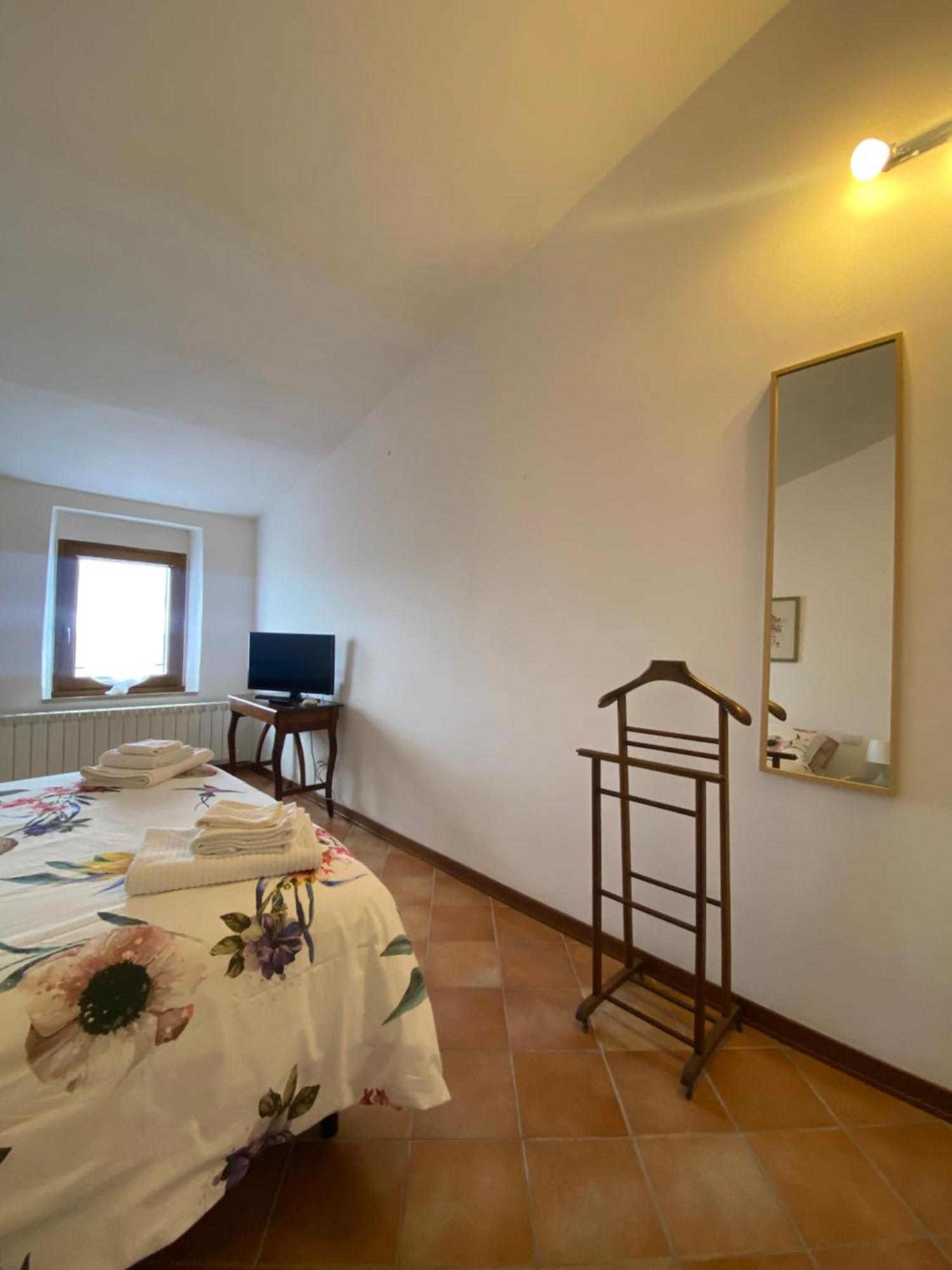 Casa Nonna Rina Villa Chiusdino Exteriör bild
